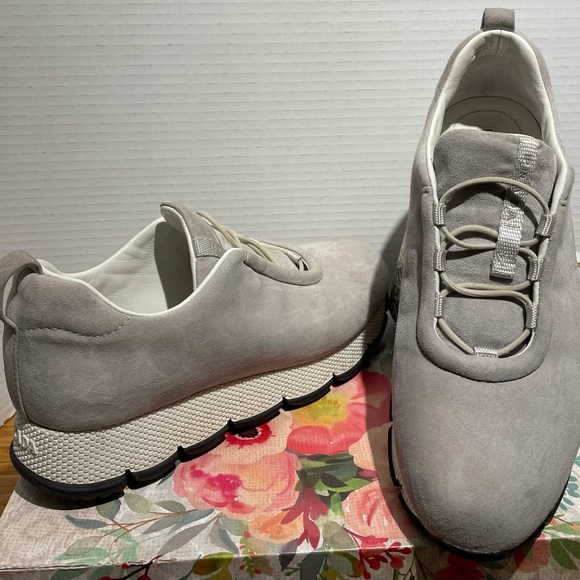 Authentic Prada slipper sneakers in soft grey suede - Picture 2 of 13